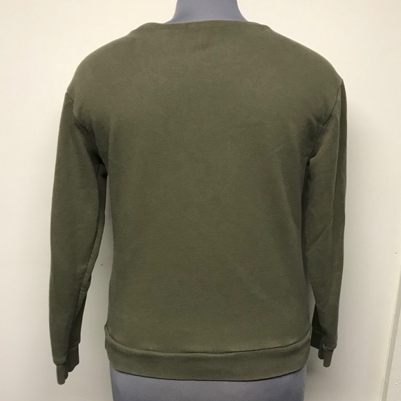 H&M’s Divided Vintage Inspired Crew Sweatshirt - Picture 3 of 5